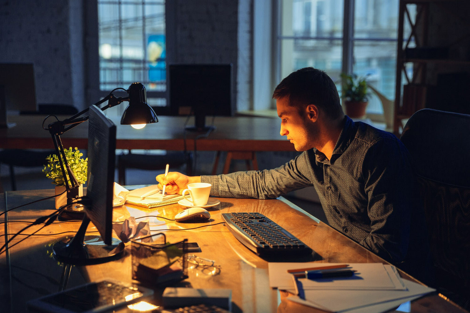 The Impact of Office Lighting on Productivity and Mood
