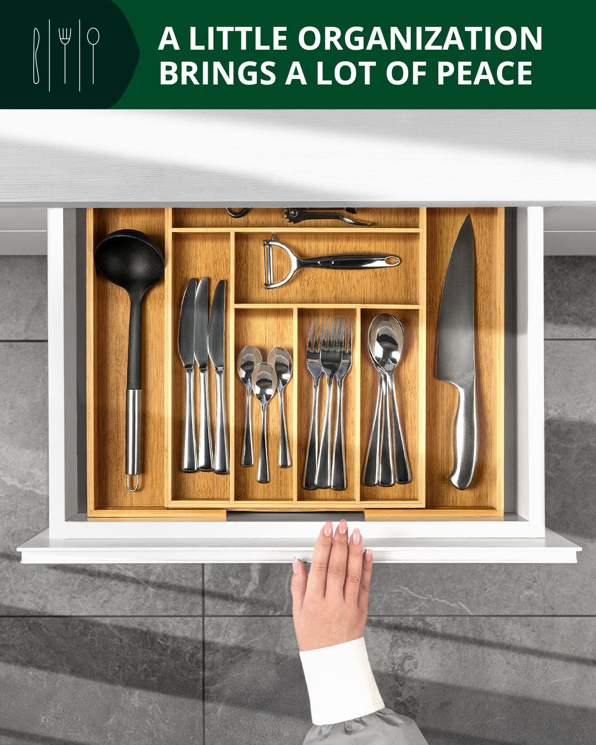 Expandable Silverware Organizer (8 Slots)