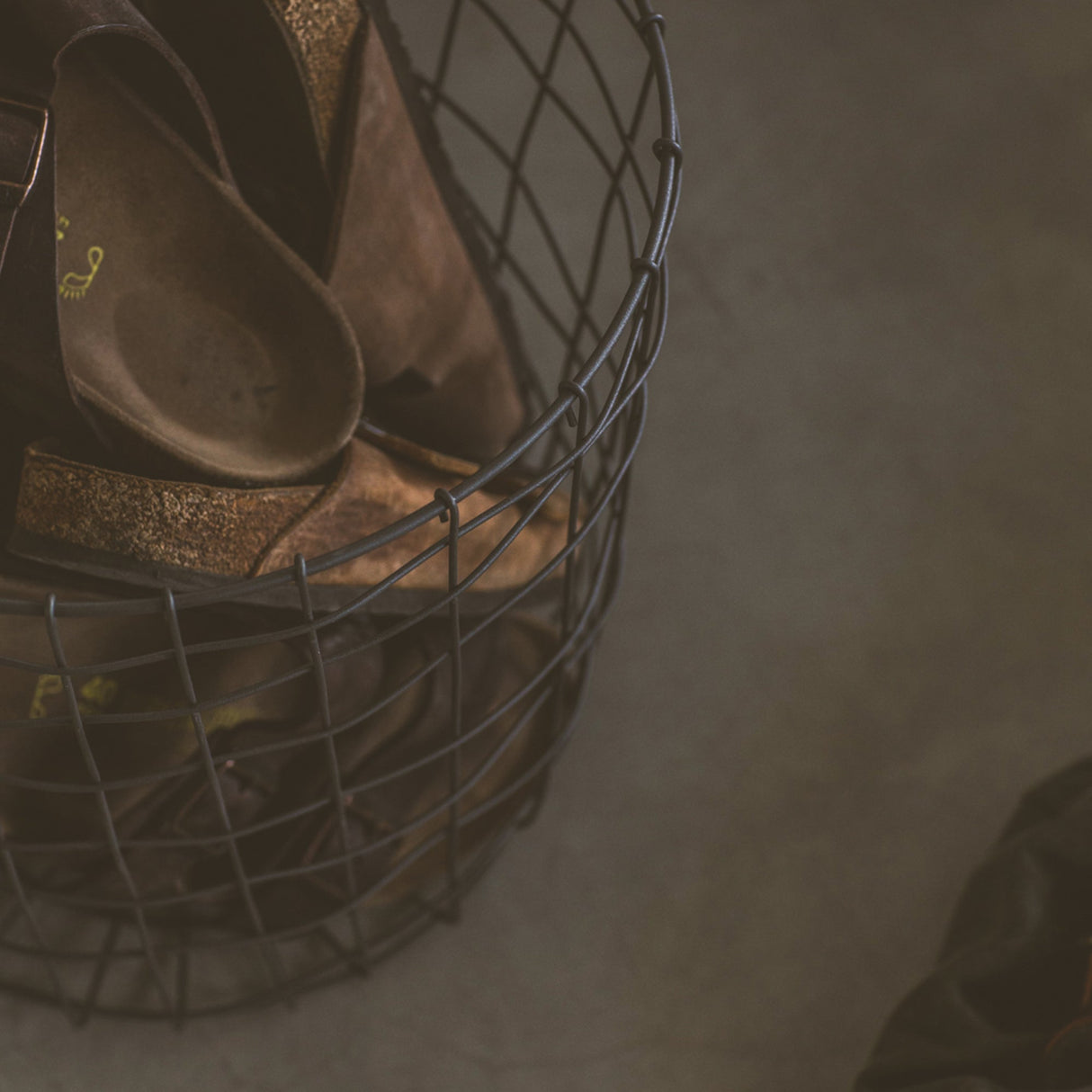 308 - Round Iron Basket