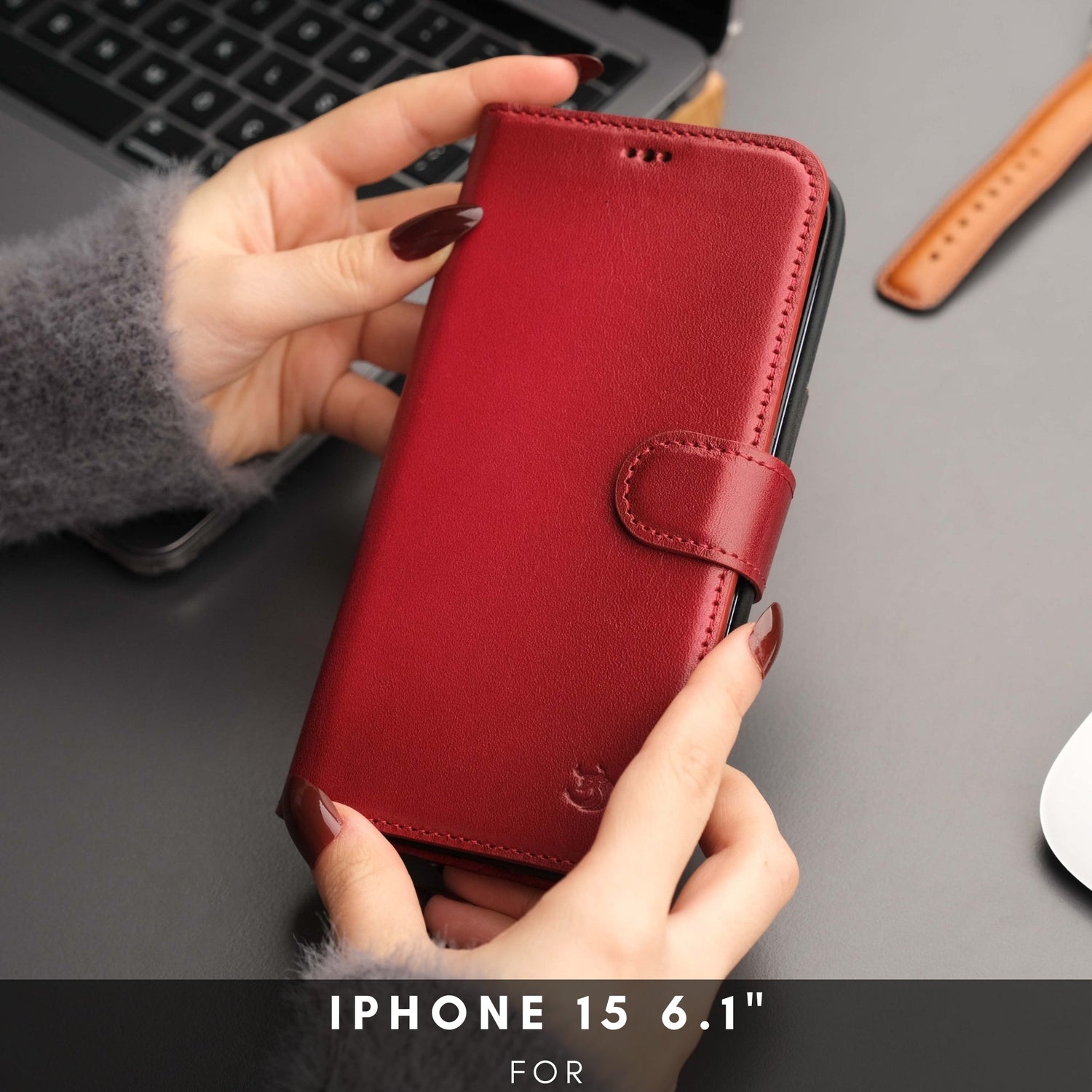 Casper Leather iPhone 15 Plus Wallet Case | Detachable MagSafe Compatible RFID Protection