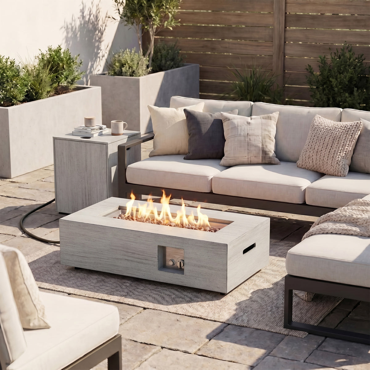 50 000 BTU Outdoor Rectangular Fire Table with Tank Holder