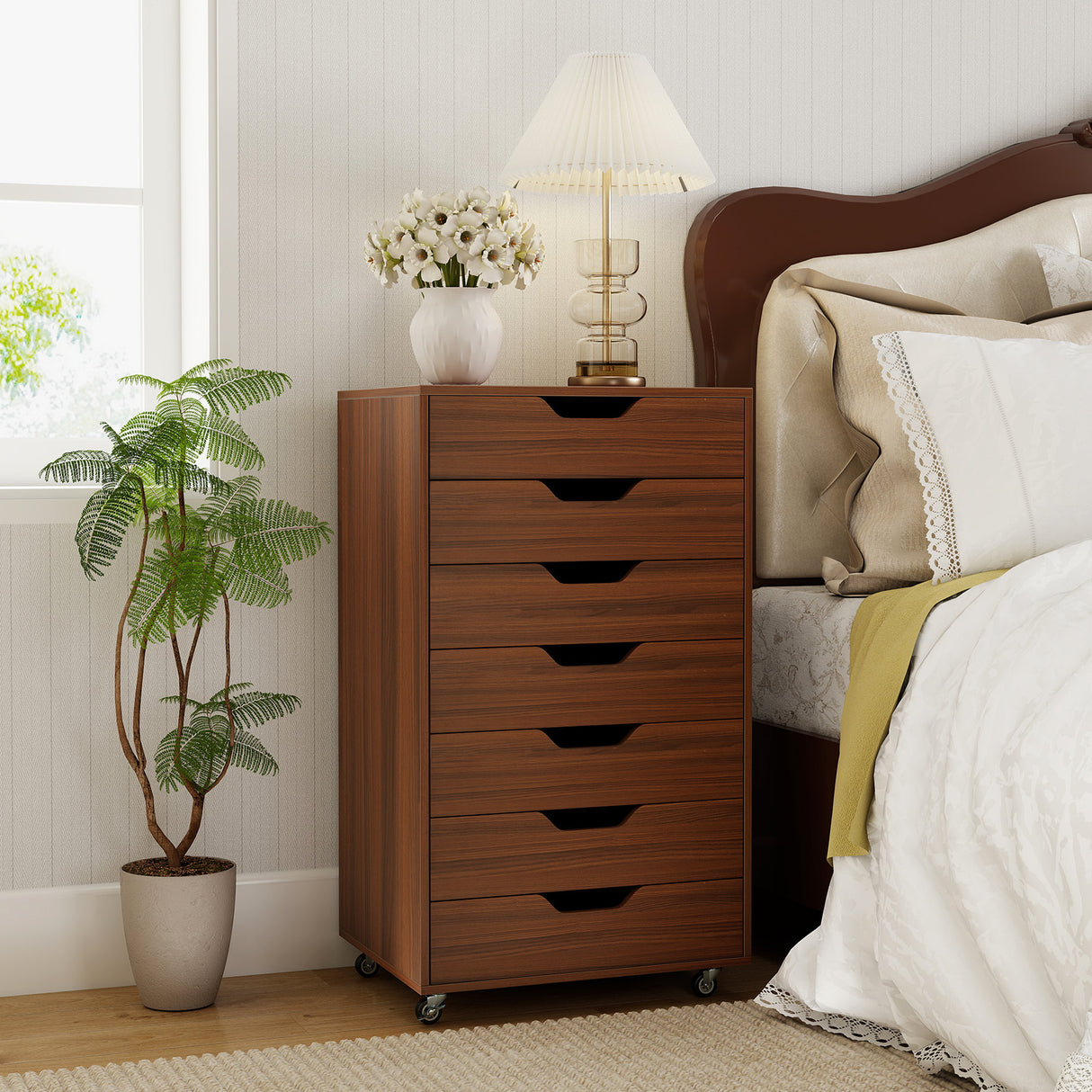 7-Drawer Chest Storage Dresser Floor Cabinet Organizer with Wheels