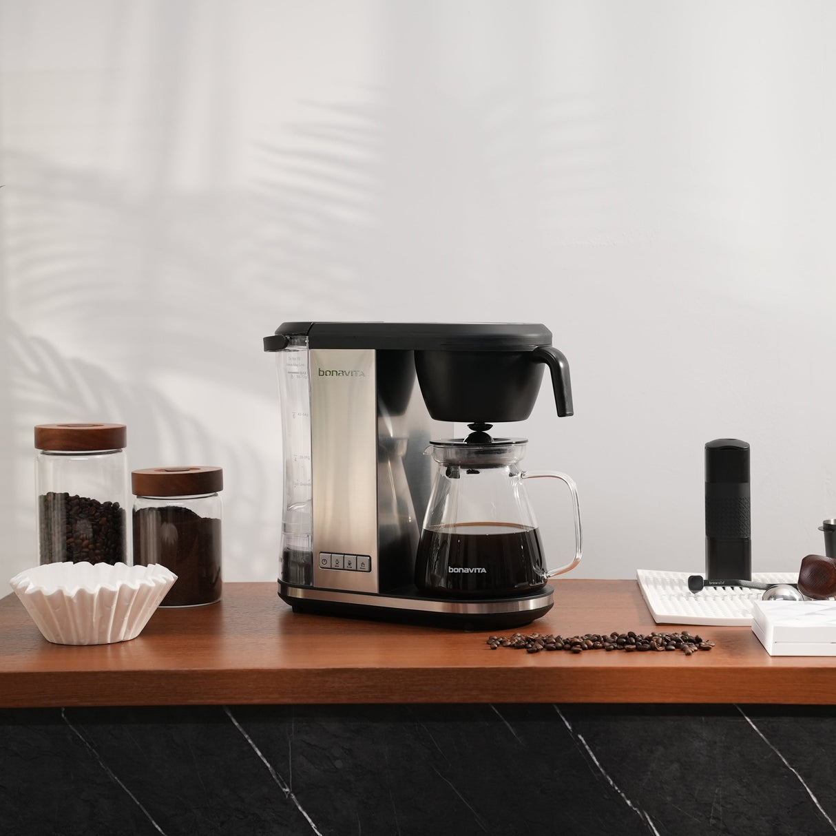 Enthusiast 8-Cup Drip Coffee Brewer with 1.3L Thermal or Glass Carafe