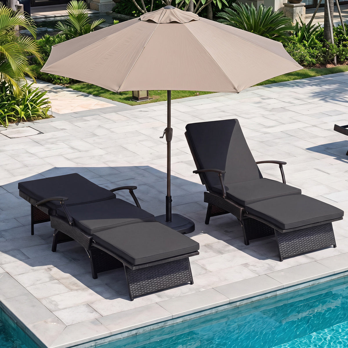 Folding Wicker Chaise Lounge with Slide-Out Ottoman11-Level Adjustable Backrest to Flat and Sun-Proof PE Rattan