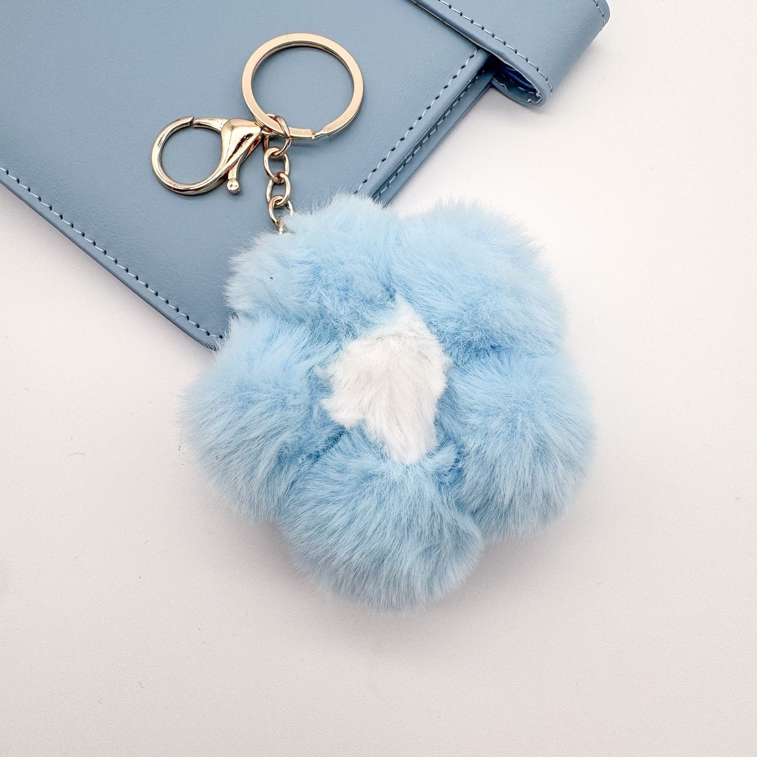 Flower Pom Pom Keychain