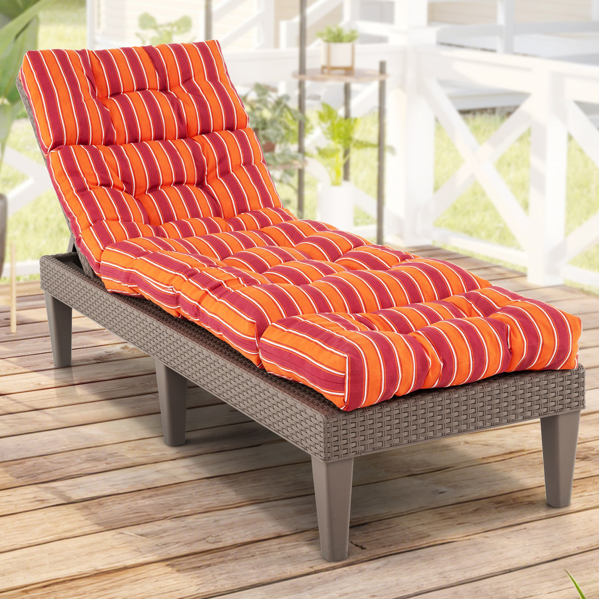 Outdoor Lounge Chaise Cushion with String Ties for Garden Poolside