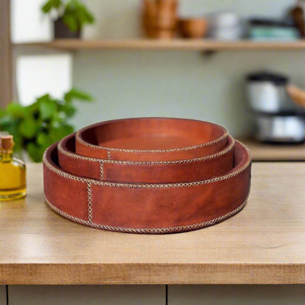 Arco | 13" Cedar Wood & Leather Round Tray