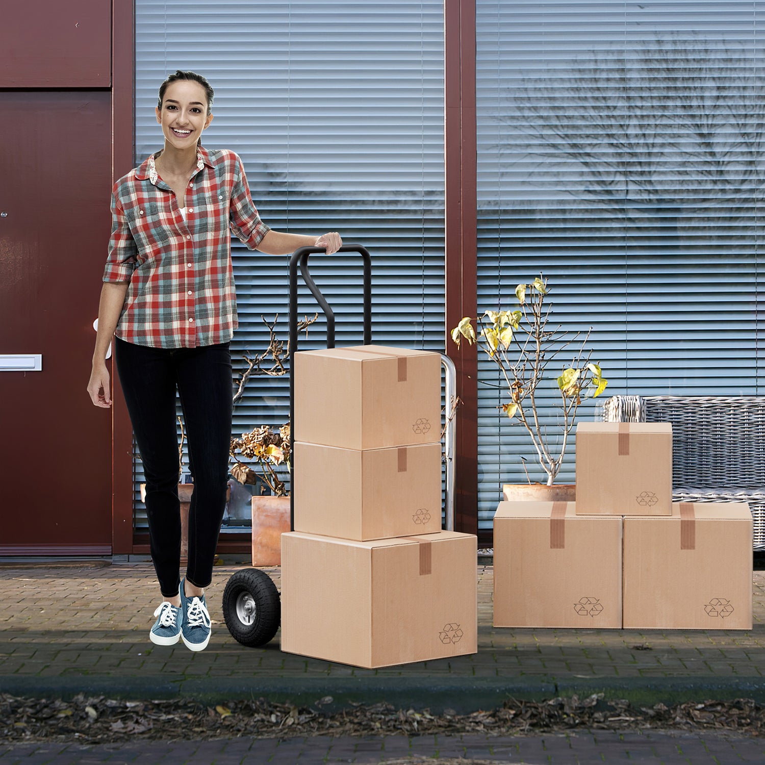 P-Handle Hand Truck with Foldable Load Plate for Warehouse Garage