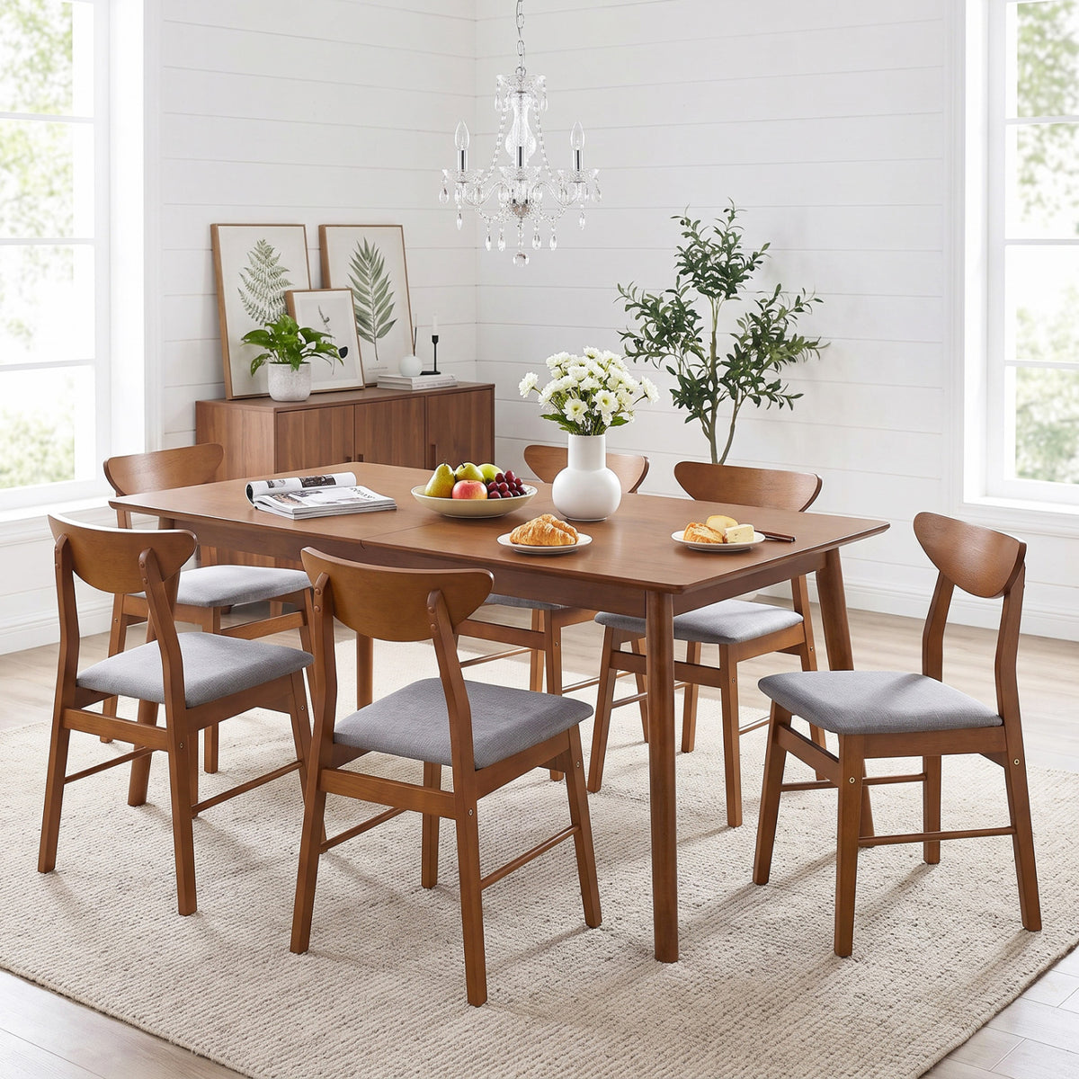 Set of 4 Upholstered Dining Chairs with Curved Backrest and Rubber Wood Frame