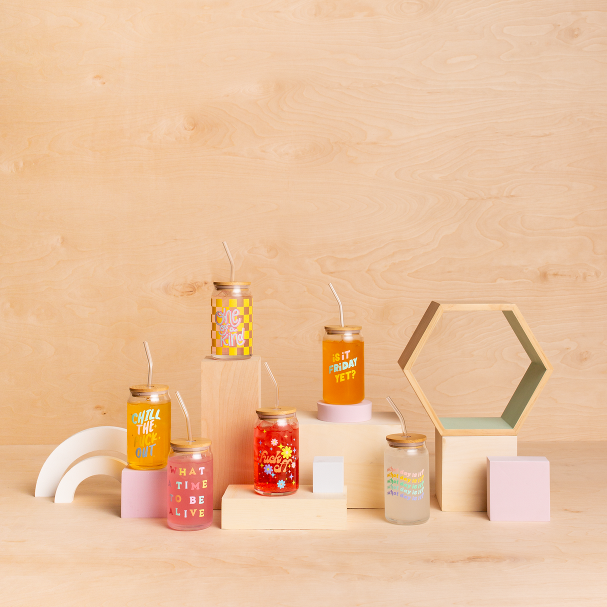 Can Glass w/ Lid + Straw