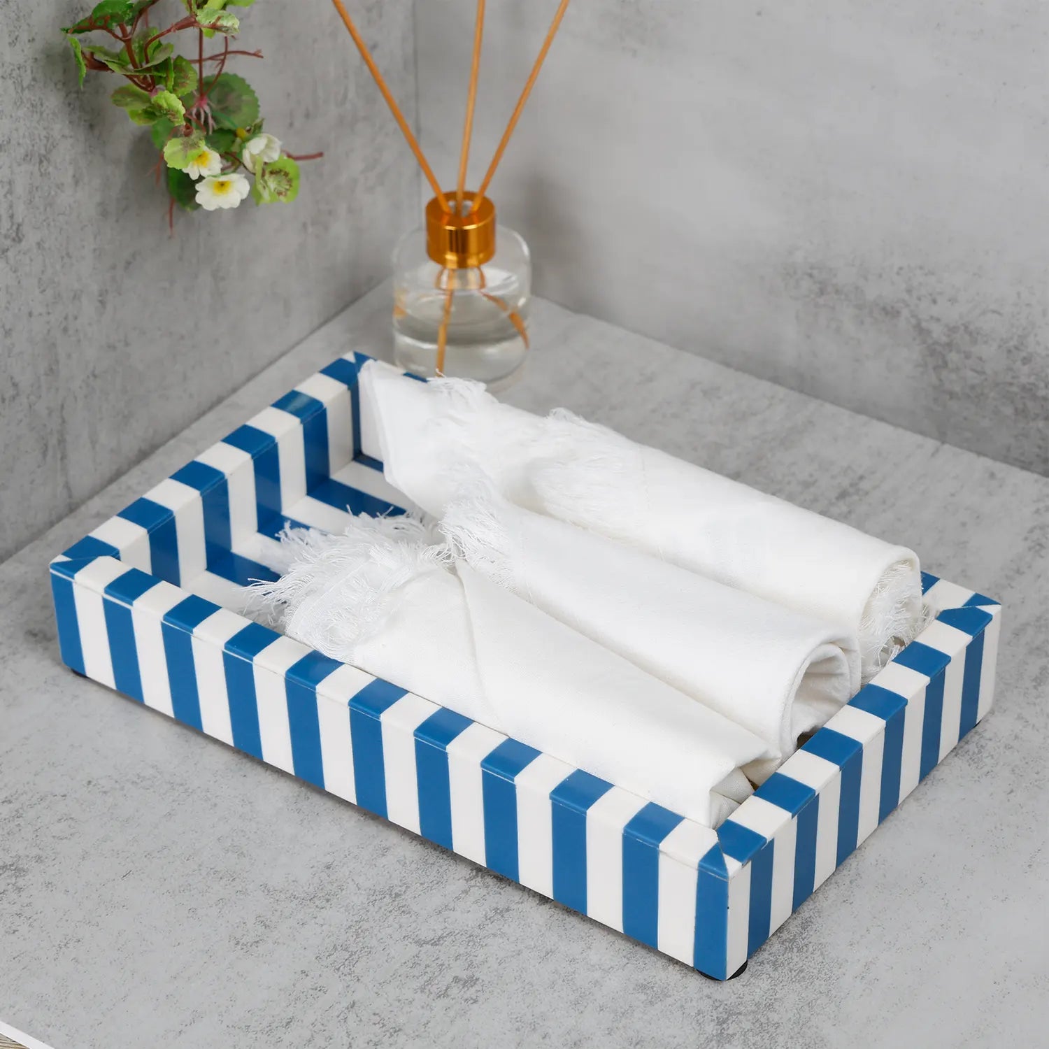 Decorative Trays Riviera Volupte Pattern Resin Inlay Collection in 10x6