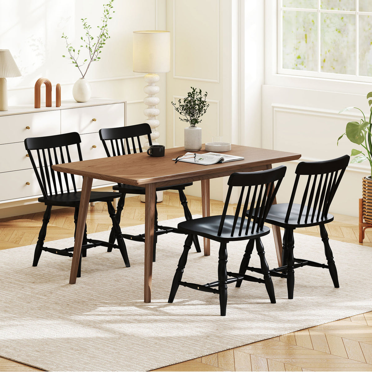 Windsor Dining Chairs Set of 4 with Curved Spindle Back
