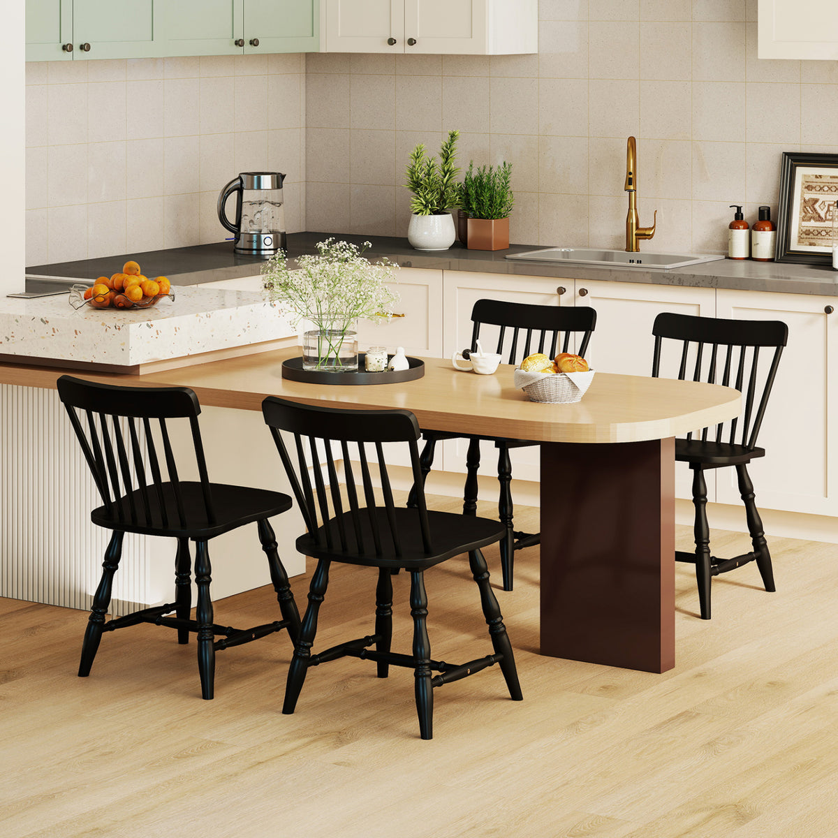 Windsor Dining Chairs Set of 4 with Curved Spindle Back
