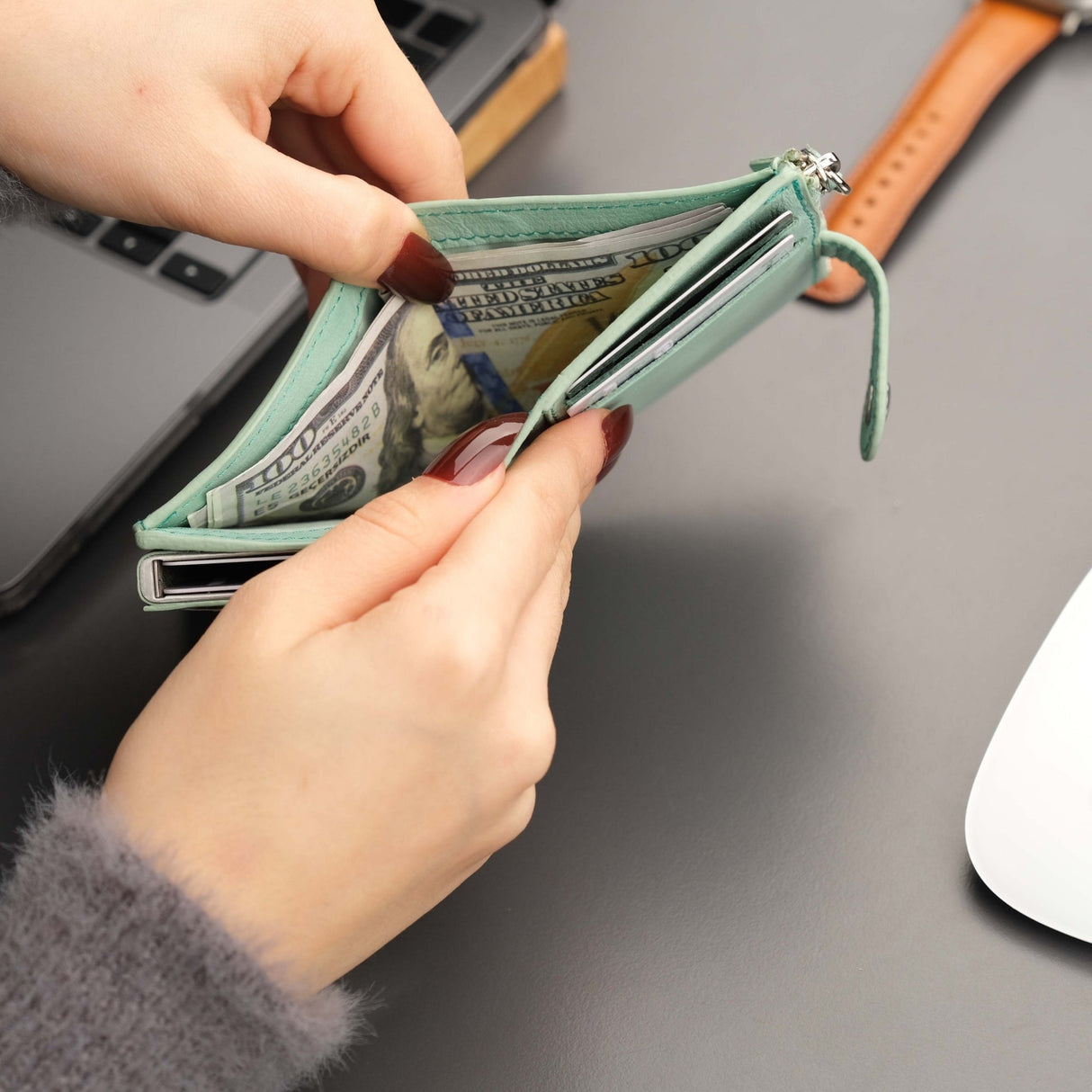 Glenrock Green Leather Pop-up Cardholder Wallet