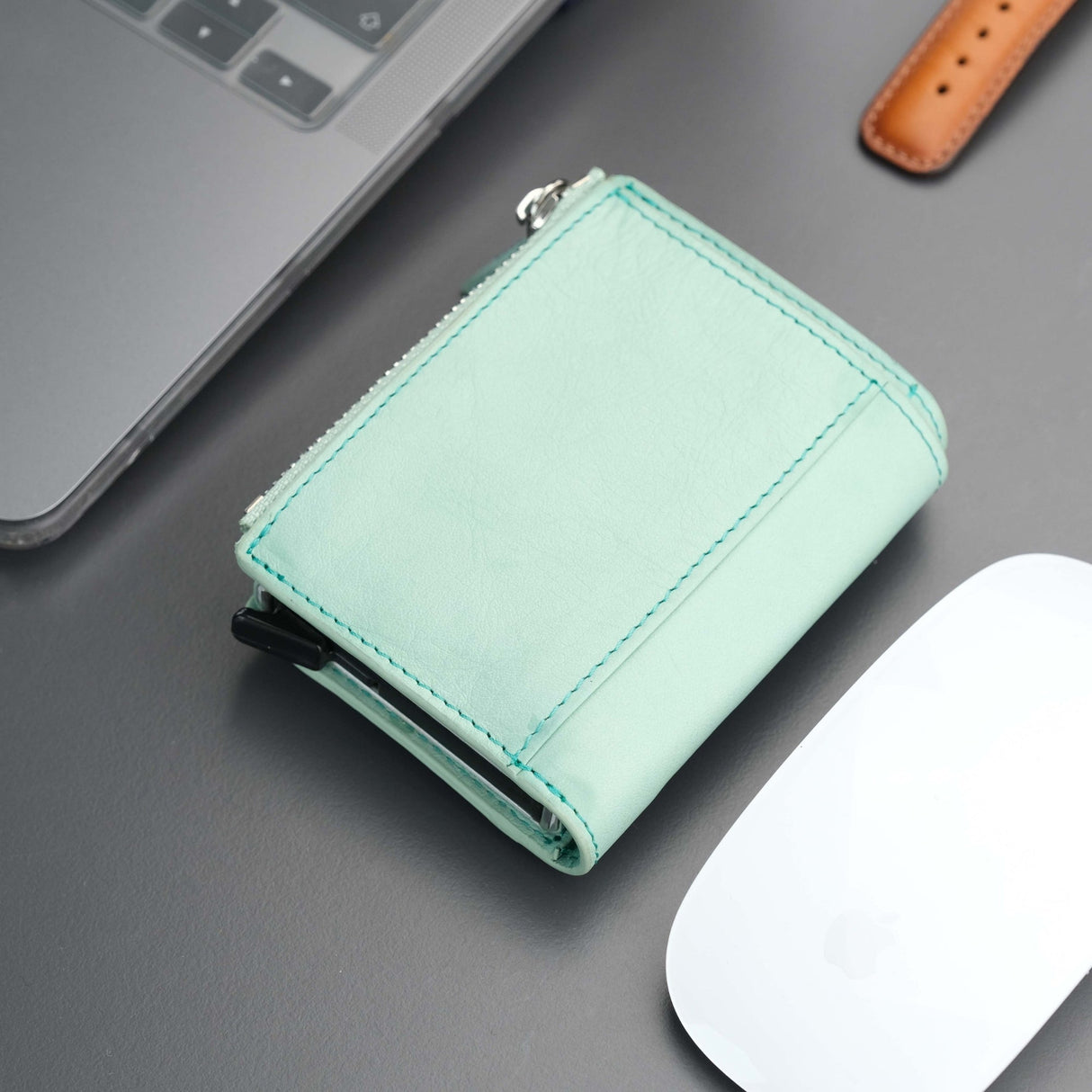 Glenrock Green Leather Pop-up Cardholder Wallet