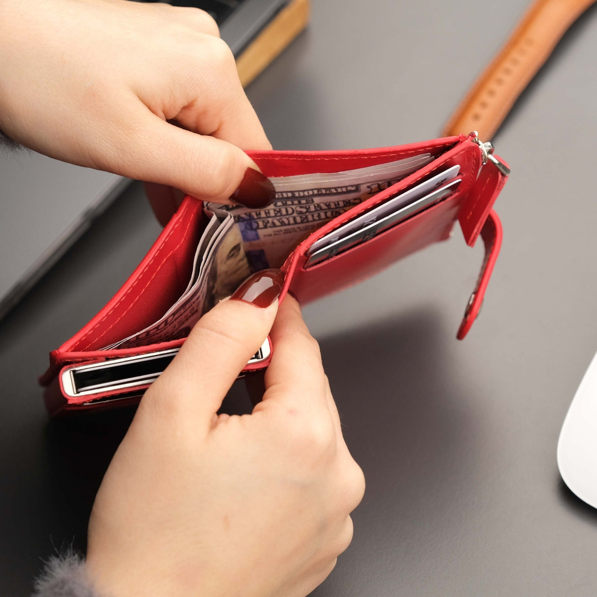 Glenrock Red Leather Pop-up Cardholder Wallet