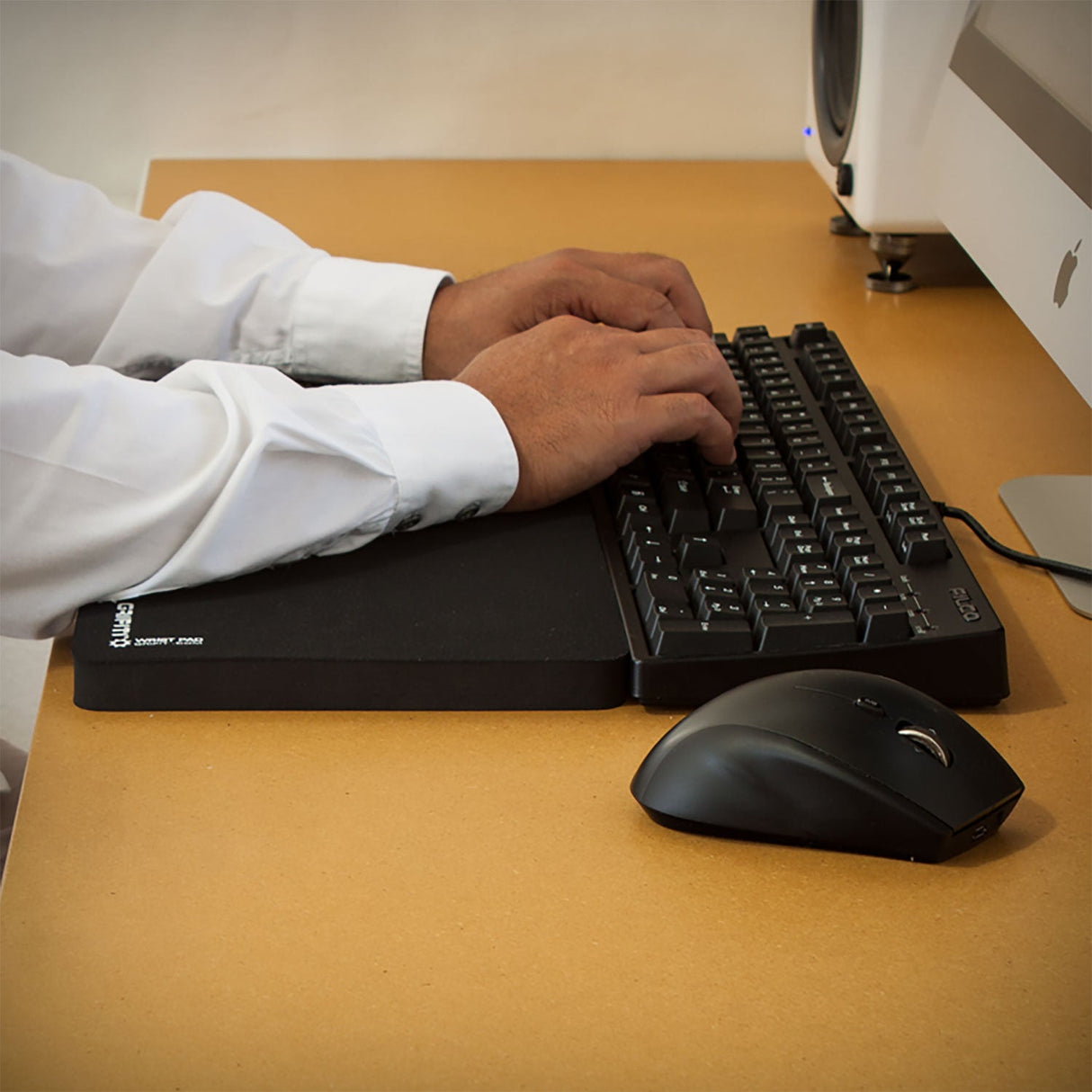 Grifiti Fat Wrist Pad 17 x 8 Super Wide Wrist Rest for Standard Mechanical Keyboards and Mice