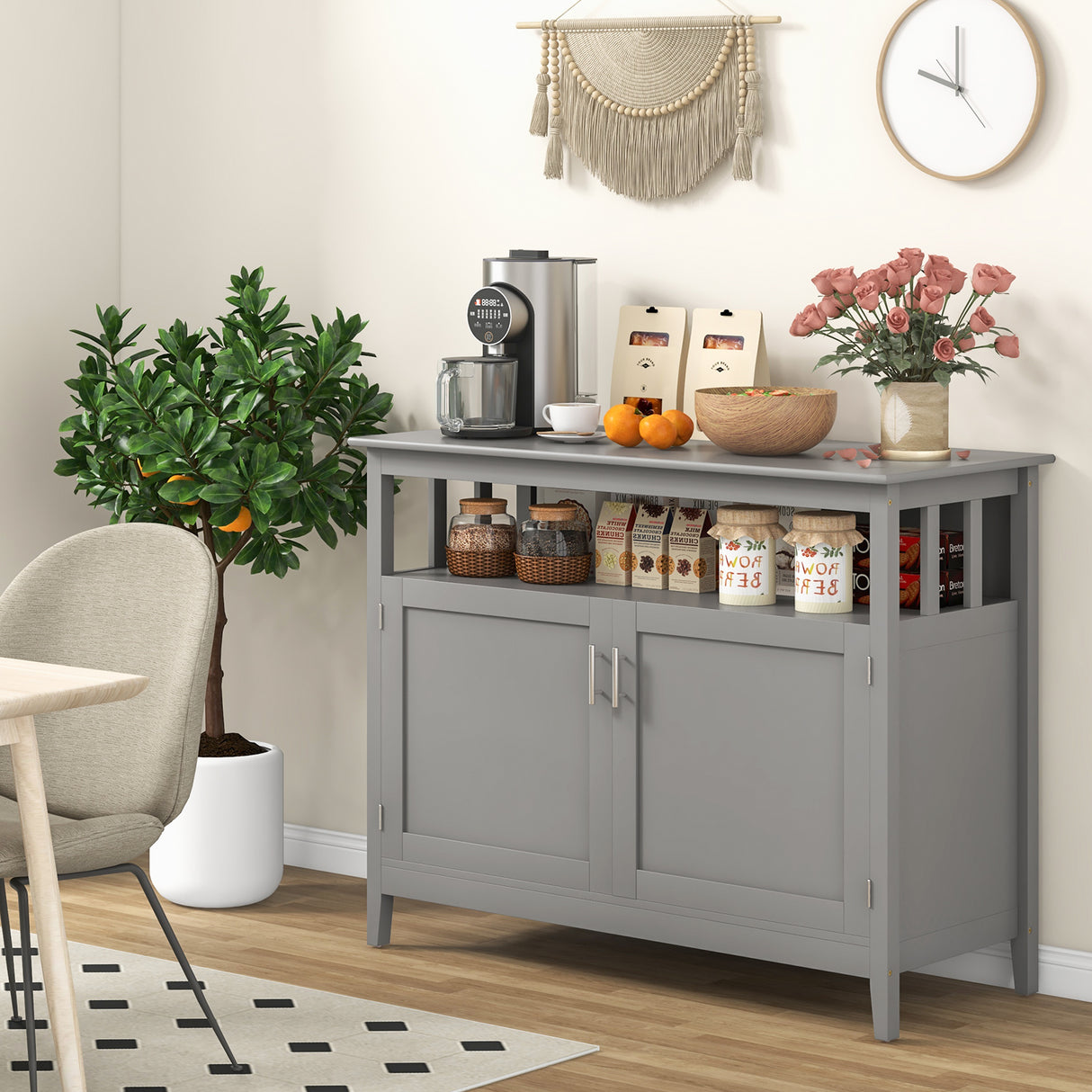 Modern Practical and Beautiful Wooden Kitchen Lockers with Large Storage Space