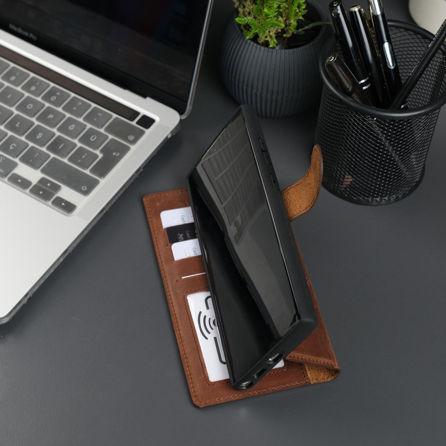 Leather Samsung Galaxy S25 Ultra Wallet Case | Buffalo