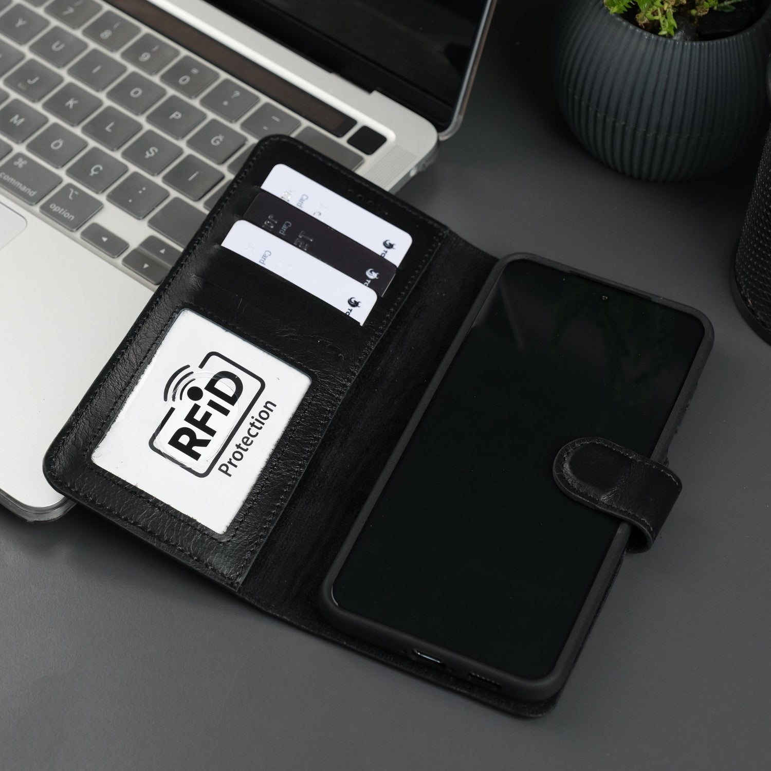 Leather Samsung Galaxy S25 Wallet Case | Buffalo