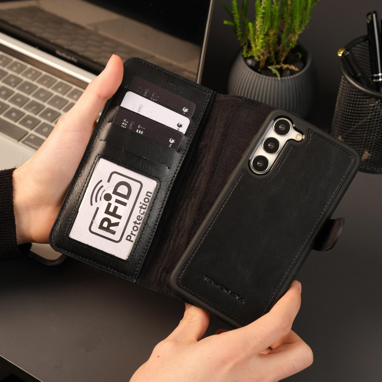 Leather Samsung Galaxy S25 Wallet Case | Buffalo