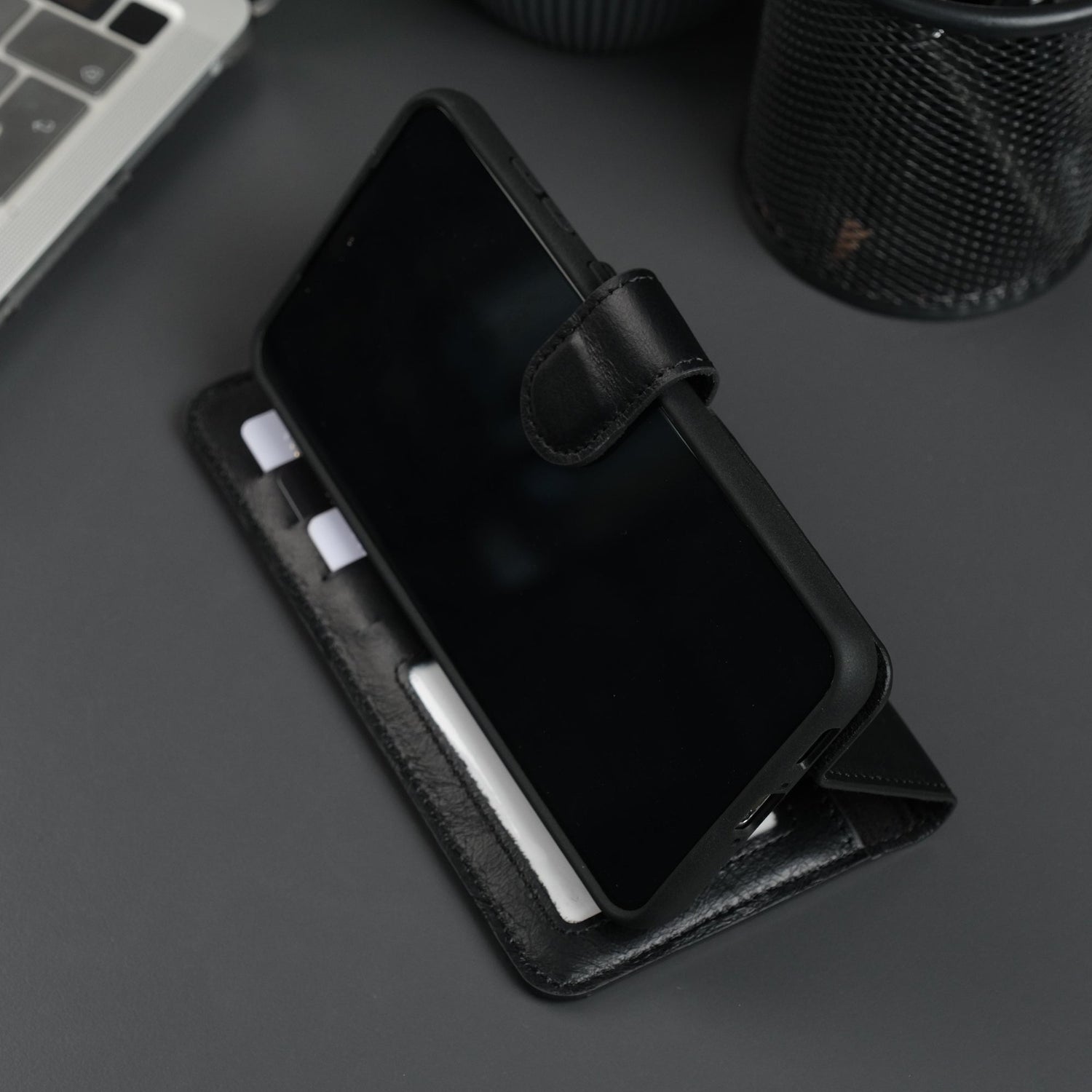 Leather Samsung Galaxy S25 Wallet Case | Buffalo