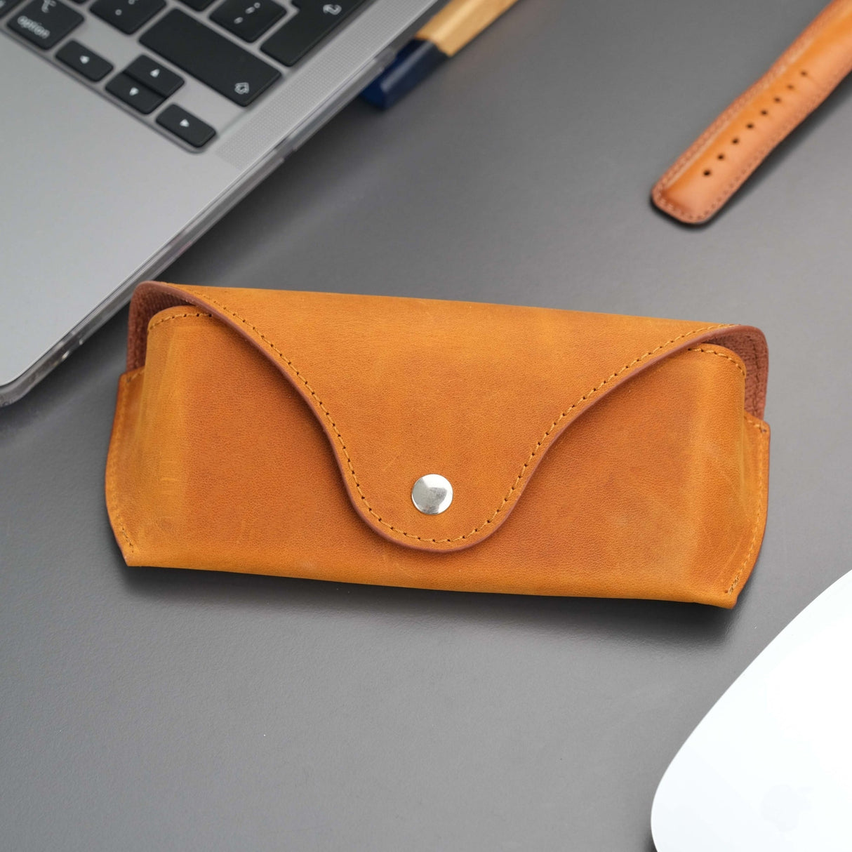 Rochester Full-Grain Leather Eyeglass Case
