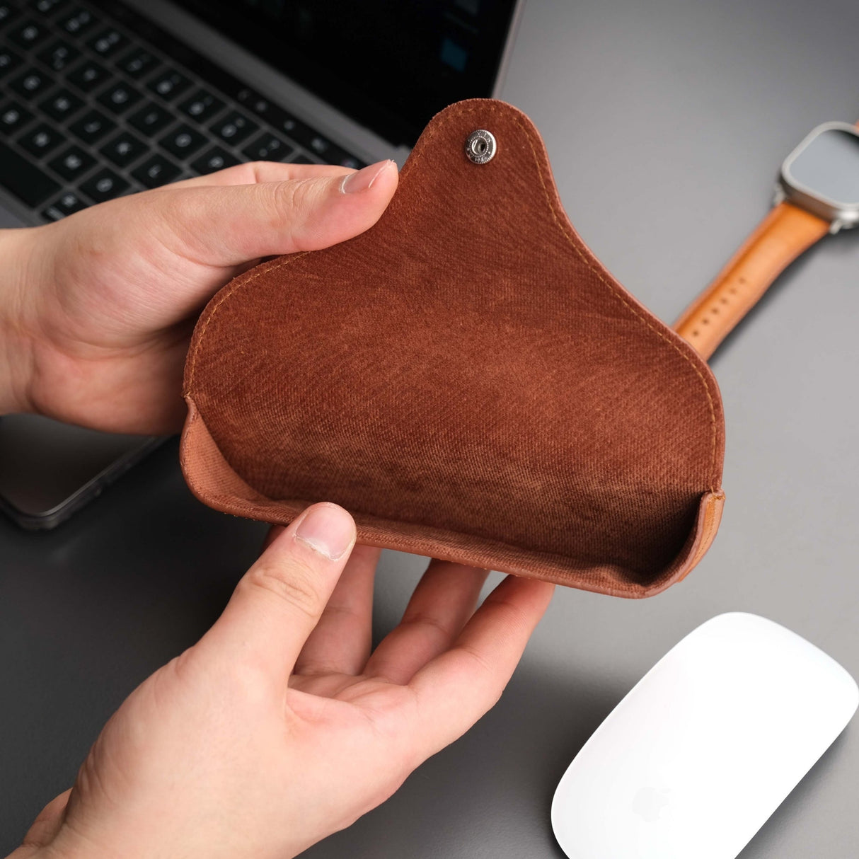 Rochester Full-Grain Leather Eyeglass Case