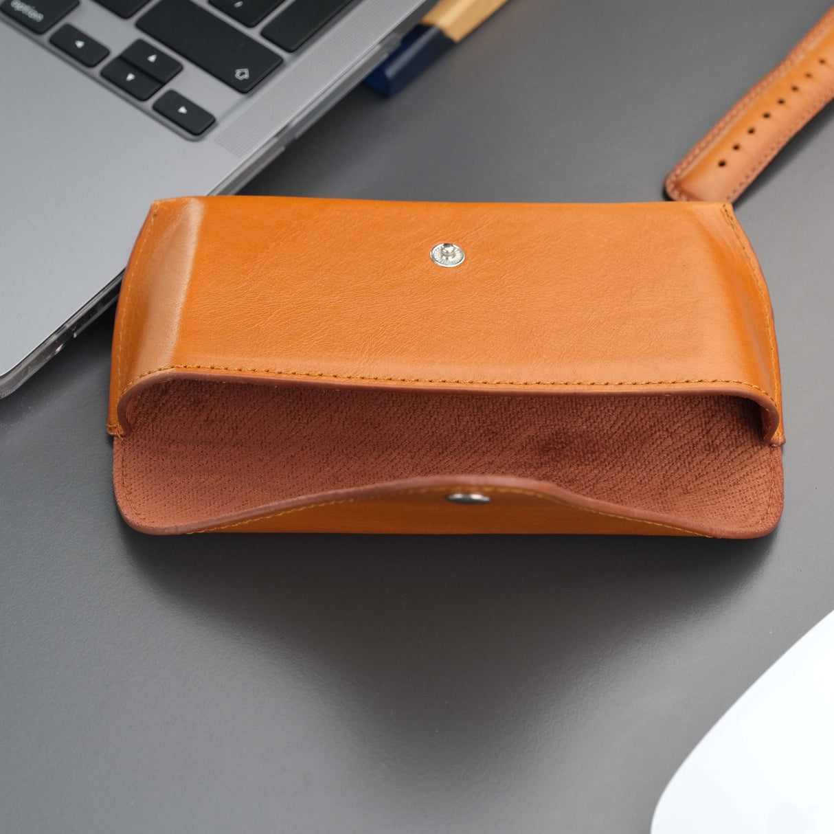 Rochester Full-Grain Leather Eyeglass Case