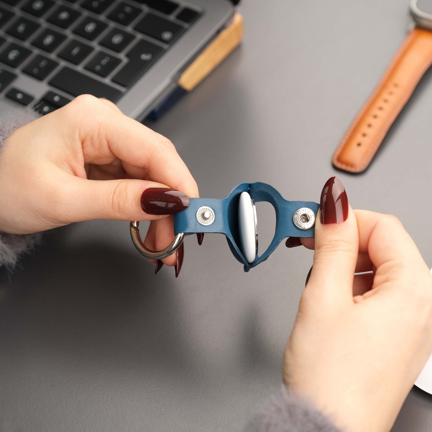 Saratoga Leather AirTag Holder