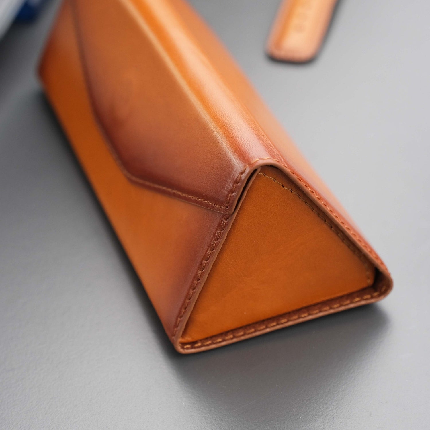 Triangle Leather Glasses Case – Vintage Eyewear Holder