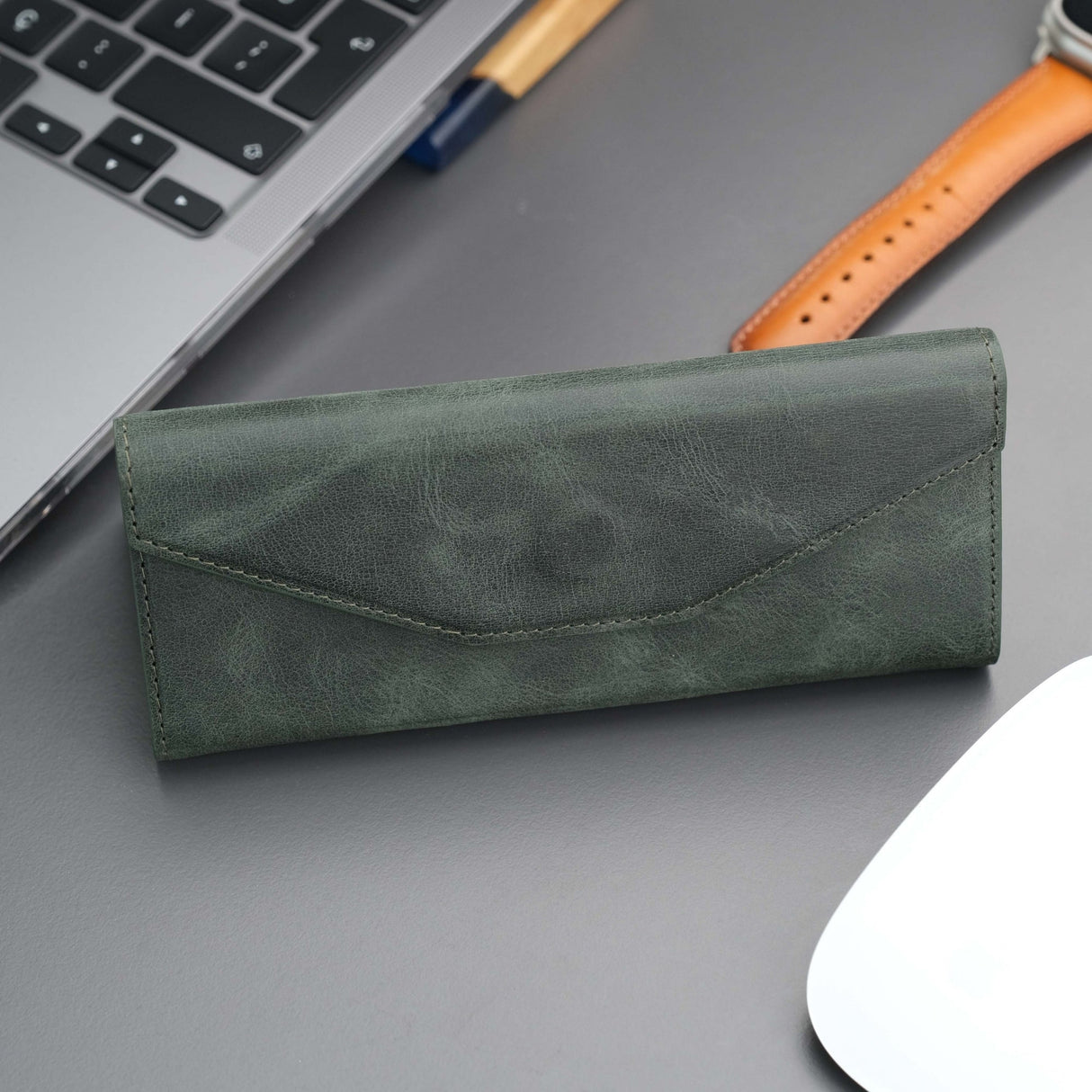 Triangle Leather Glasses Case – Vintage Eyewear Holder