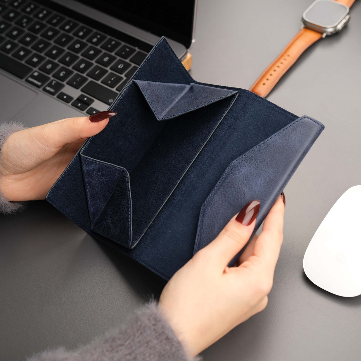 Triangle Leather Glasses Case – Vintage Eyewear Holder