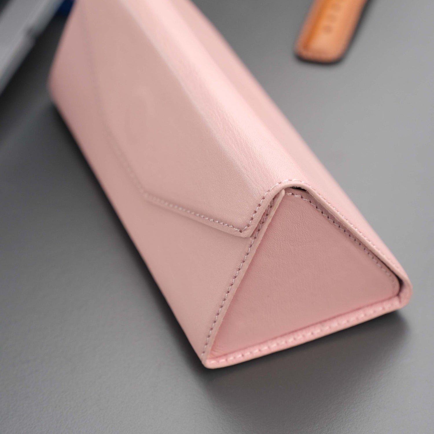 Triangle Leather Glasses Case – Vintage Eyewear Holder