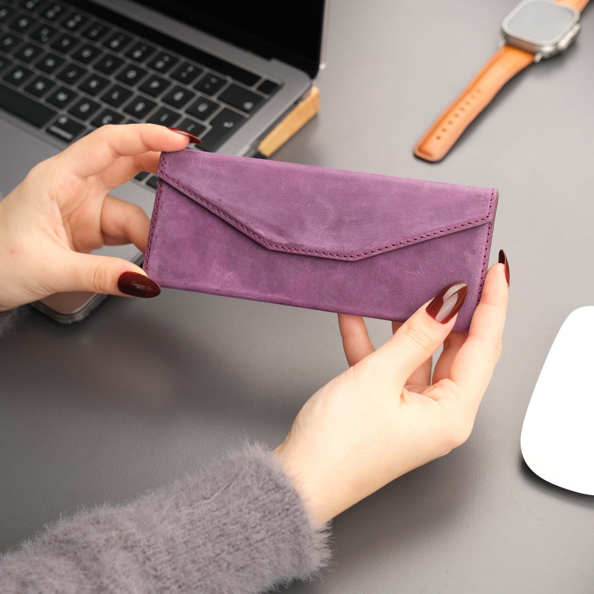 Triangle Leather Glasses Case – Vintage Eyewear Holder