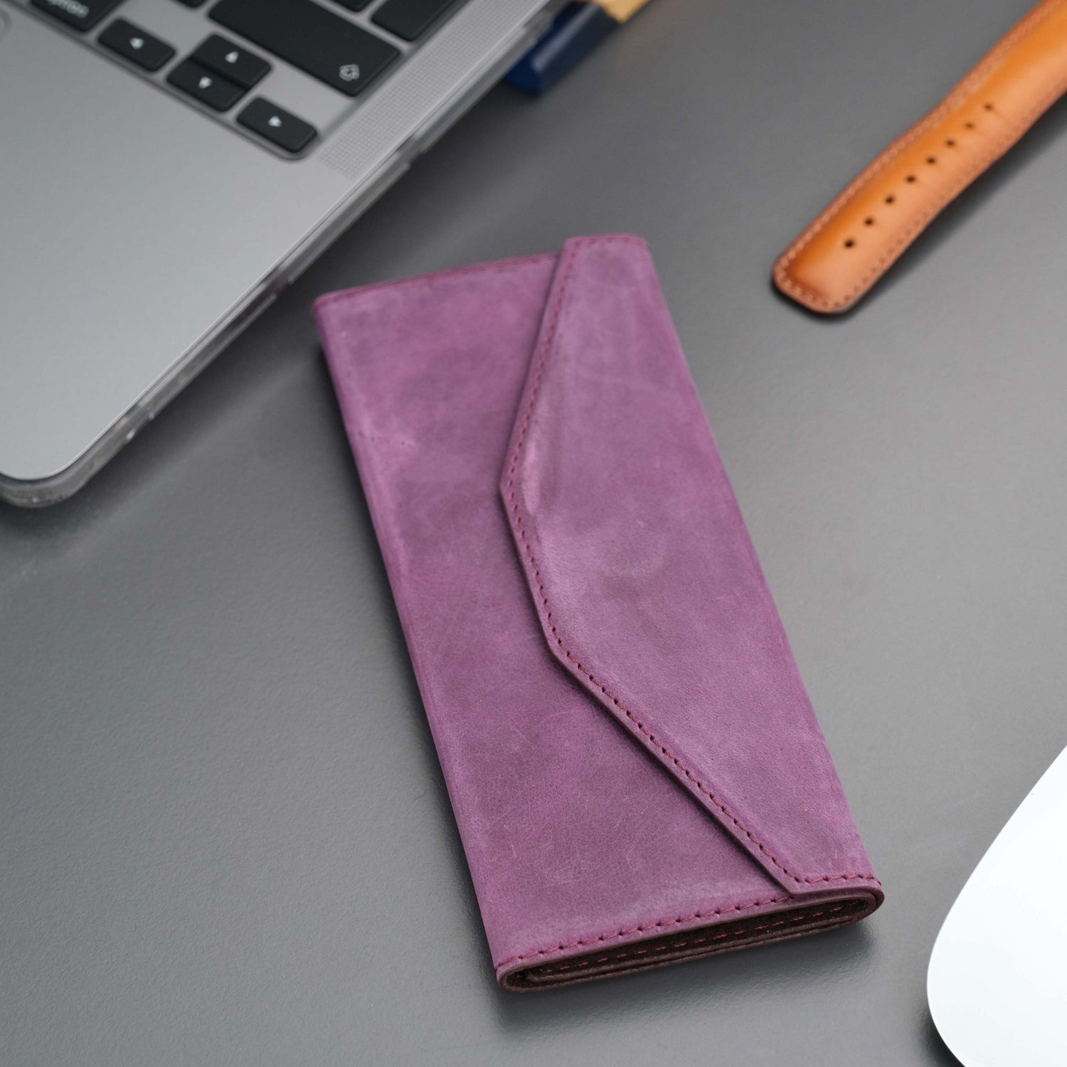 Triangle Leather Glasses Case – Vintage Eyewear Holder