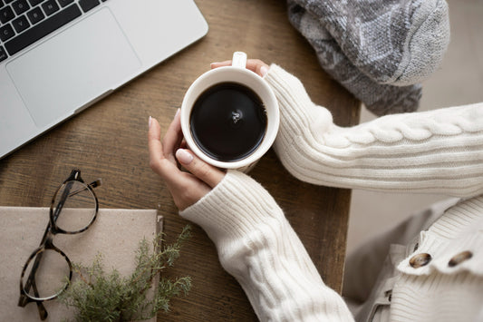 Winter Changes in the Office: What to Bring to Stay Comfortable and Productive