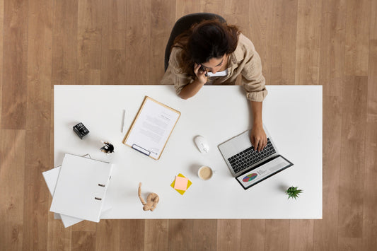 How to Maintain Good Posture While Working at a Desk