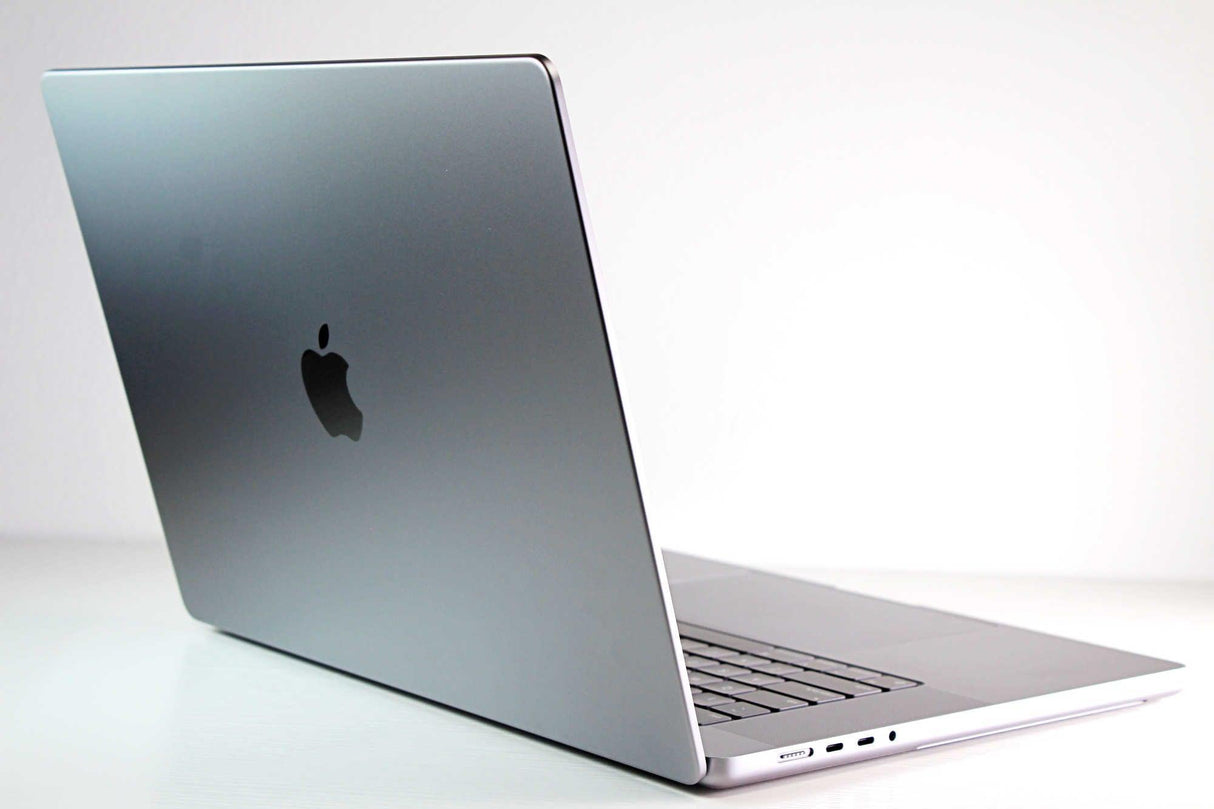 MacBook Pro (2021) 16-inch – Apple M1 Pro 10-Core CPU & 16-Core GPU – Space Gray