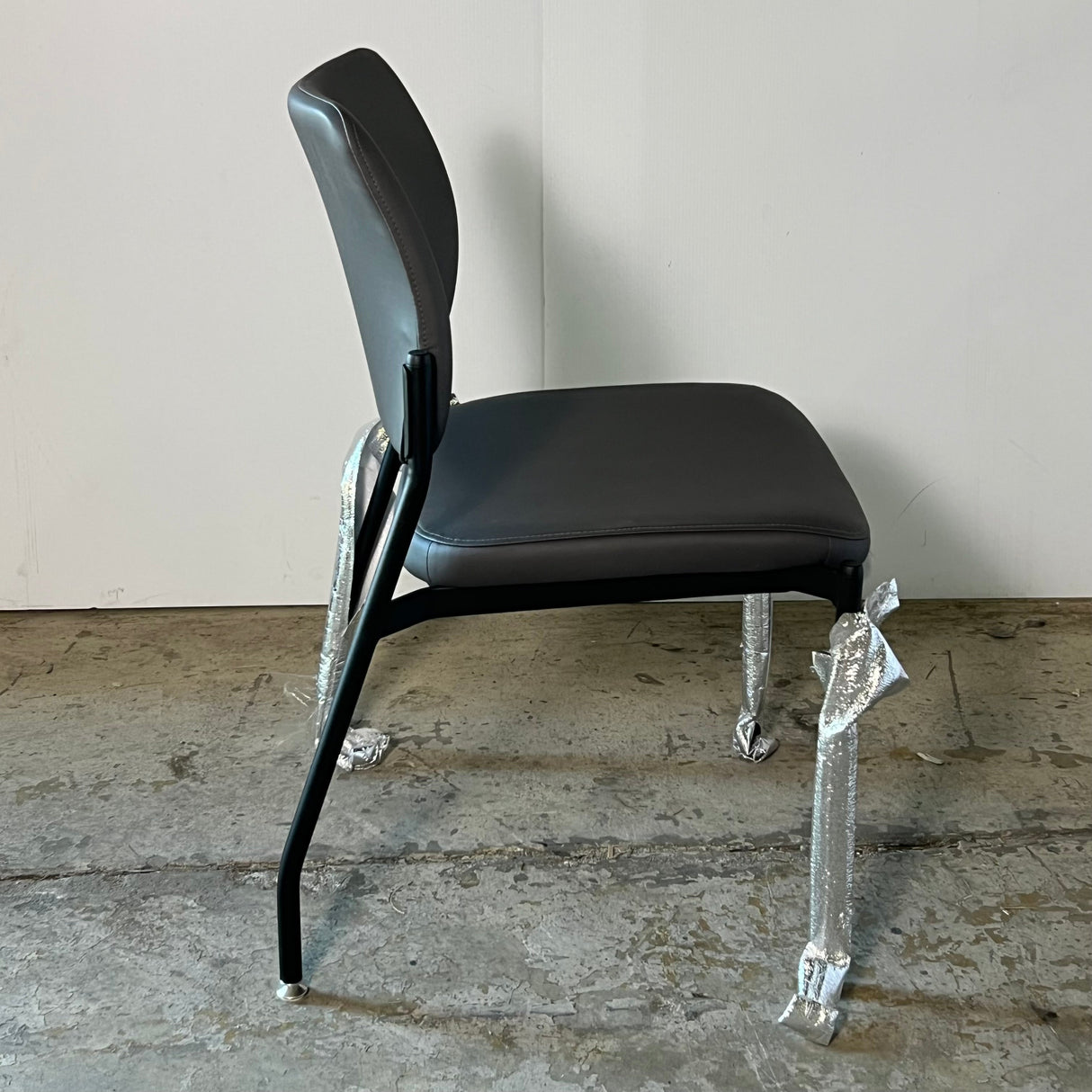SITONIT SEATING (3 PACK) Grey Chair With Leather Material 34" H x 18.5" x 18.5"