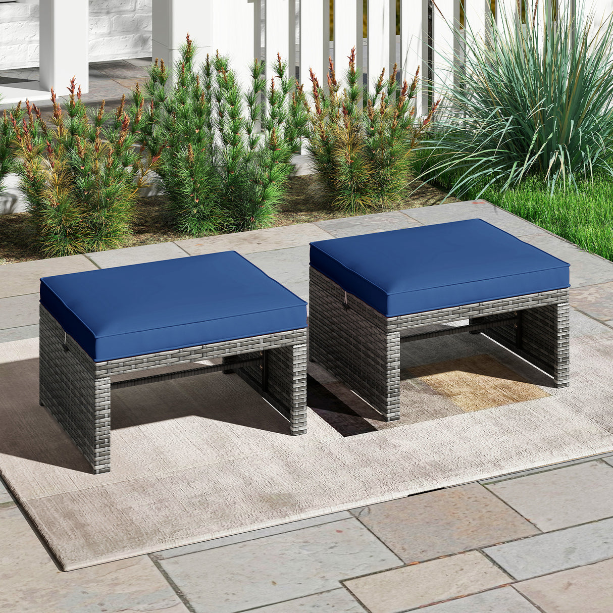 2 Pieces Patio PE Rattan Ottomans with Soft Zippered Cushions for Deck