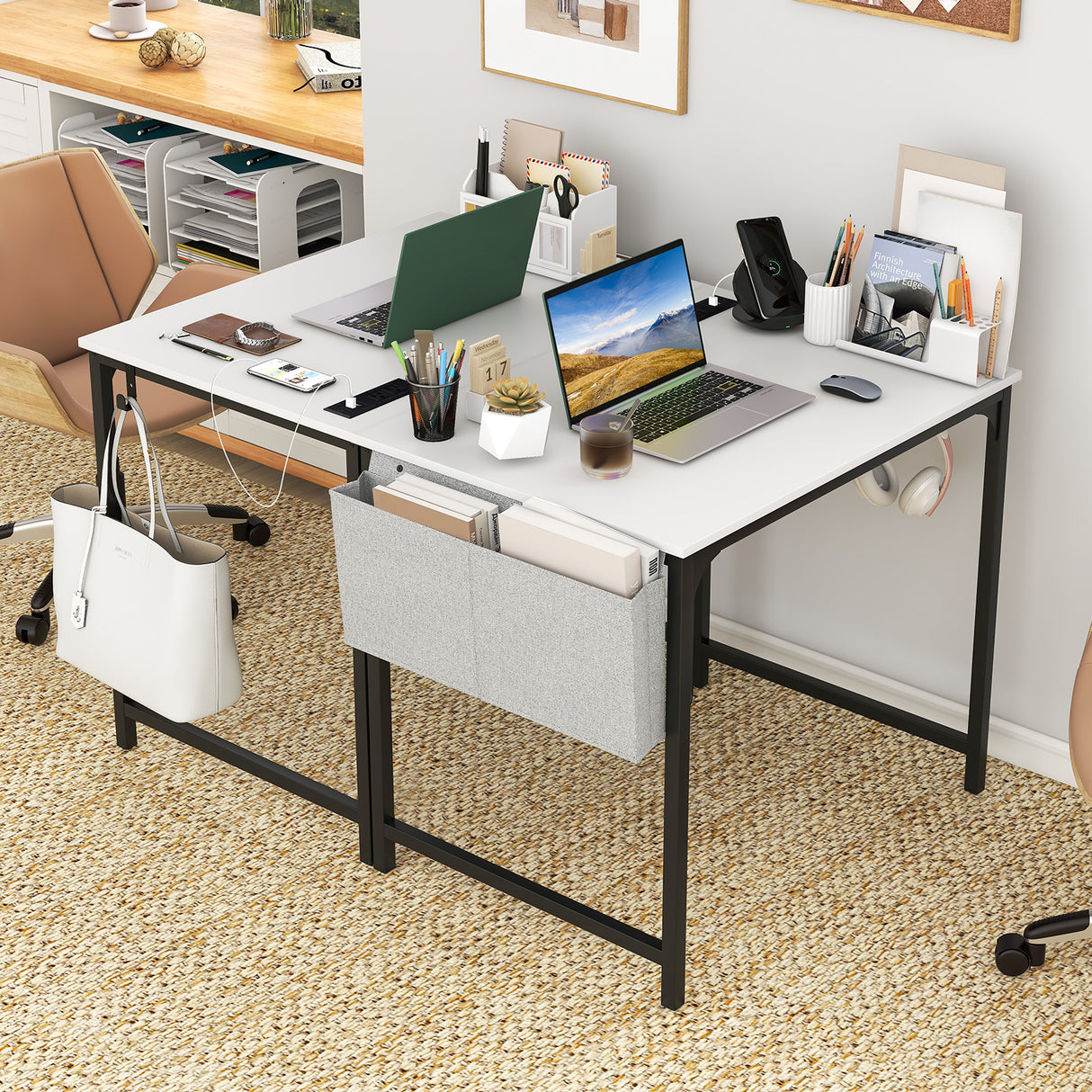 32 Inch Computer Desk Small Home Office Desk with Charging Station