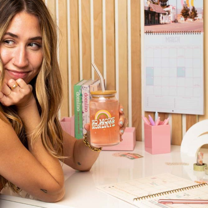 Can Glass w/ Lid + Straw