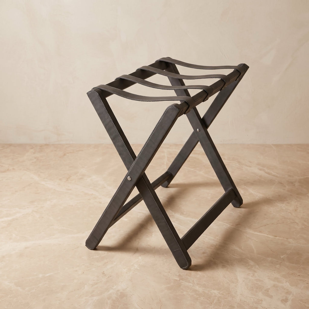 Maleta | Leather Luggage Rack