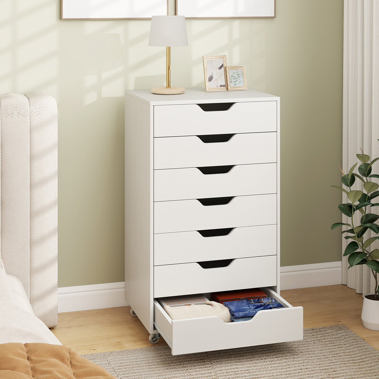 7-Drawer Chest Storage Dresser Floor Cabinet Organizer with Wheels