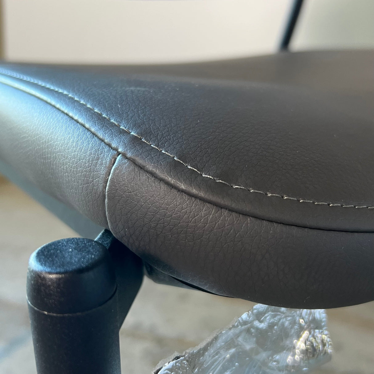 SITONIT SEATING (3 PACK) Grey Chair With Leather Material 34" H x 18.5" x 18.5"