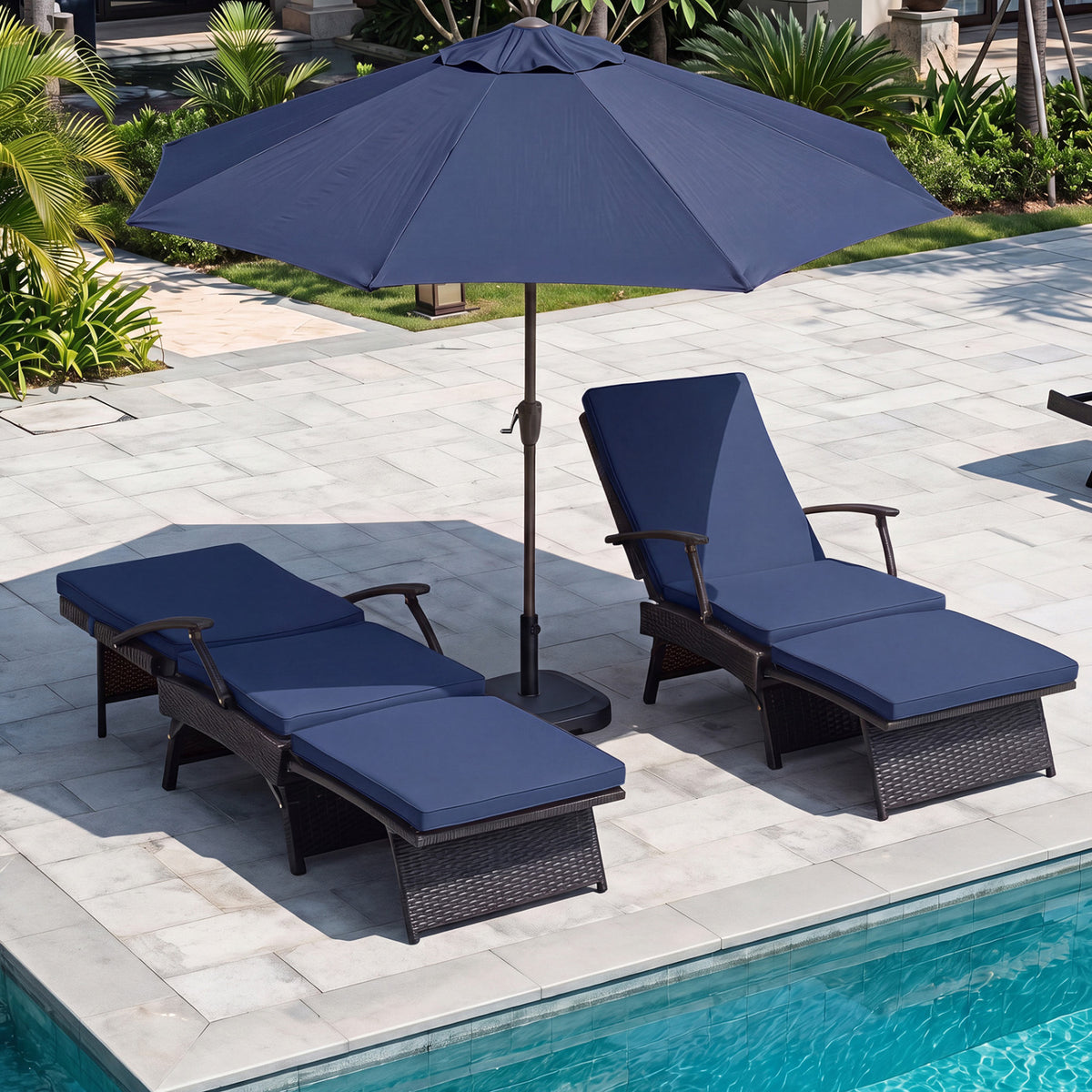 Folding Wicker Chaise Lounge with Slide-Out Ottoman11-Level Adjustable Backrest to Flat and Sun-Proof PE Rattan