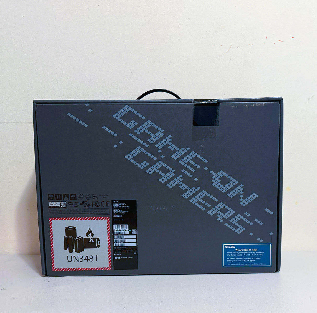 Asus Rog Strix Scar 18 G835LX-XS98 18" Gaming Laptop gtx 5090