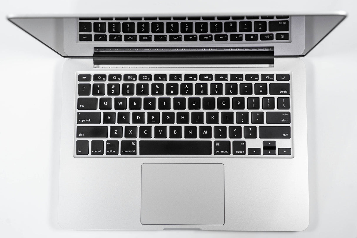 MacBook Pro (2015) 13-inch – Intel Core i5 2.9GHz – Iris Graphics 6100