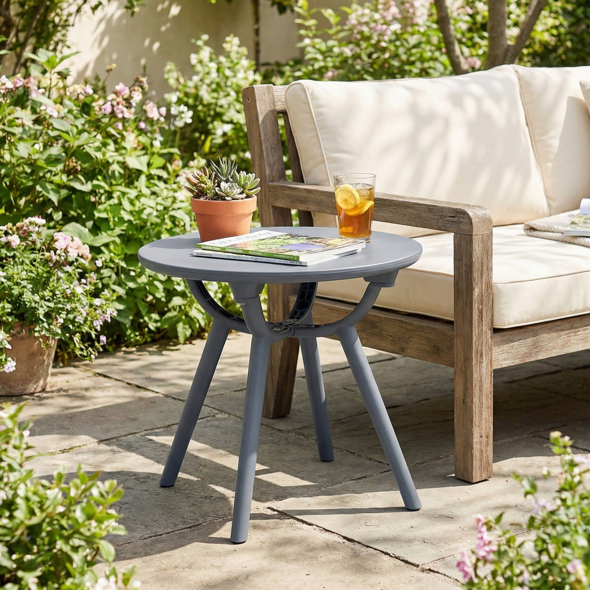 Round Patio Storage Side Table for Poolside and Balcony-set of 2